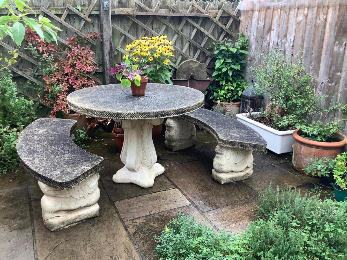 Primrose Villa Self Catering Bnb Monmouth Eksteriør billede